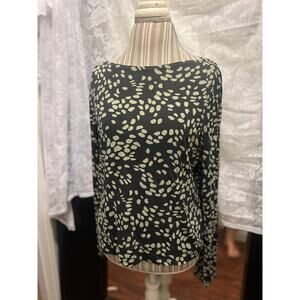 Black and Tan Animal print shirt . Long sleeve scoop neck. No label.